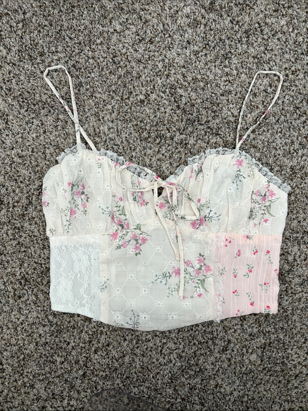 Altar’d State Floral Lace Bustier Crop Top - Cream with Pink Roses